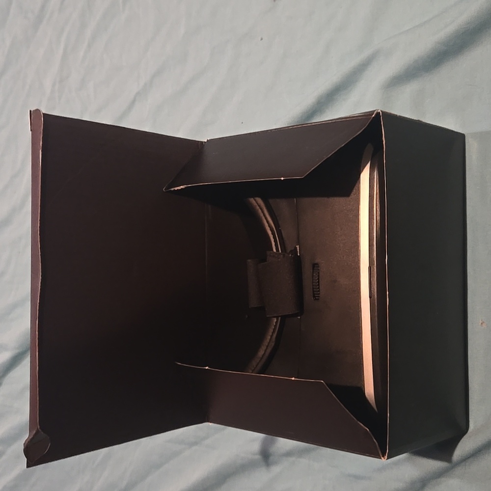 Black Shinecon Virtual Reality Headset - Picture 8 of 9